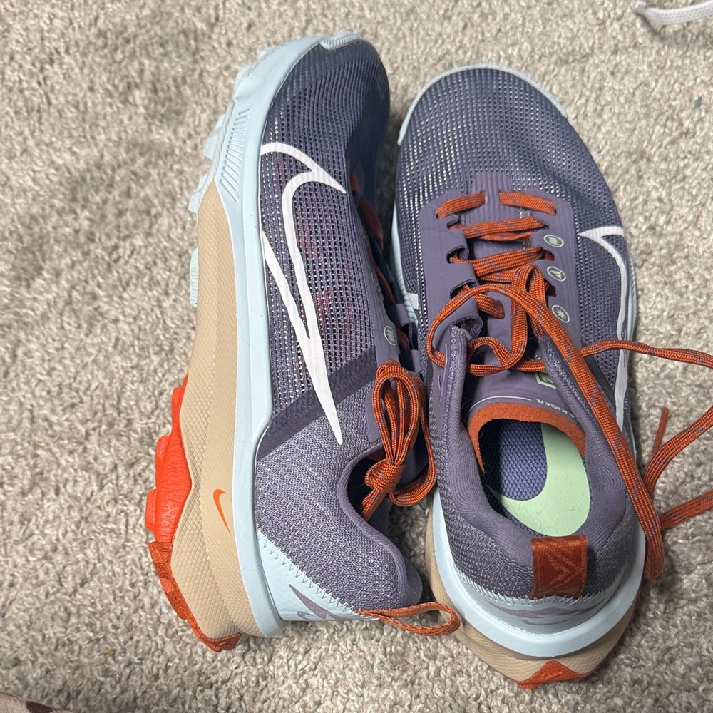 Nike Kiger Trail Running Shoes